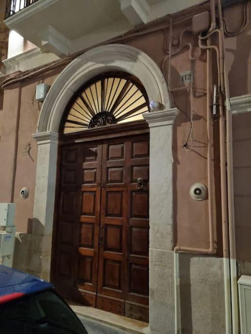 Il Botticino Appartamento Nel Cuore Di Бари Екстериор снимка